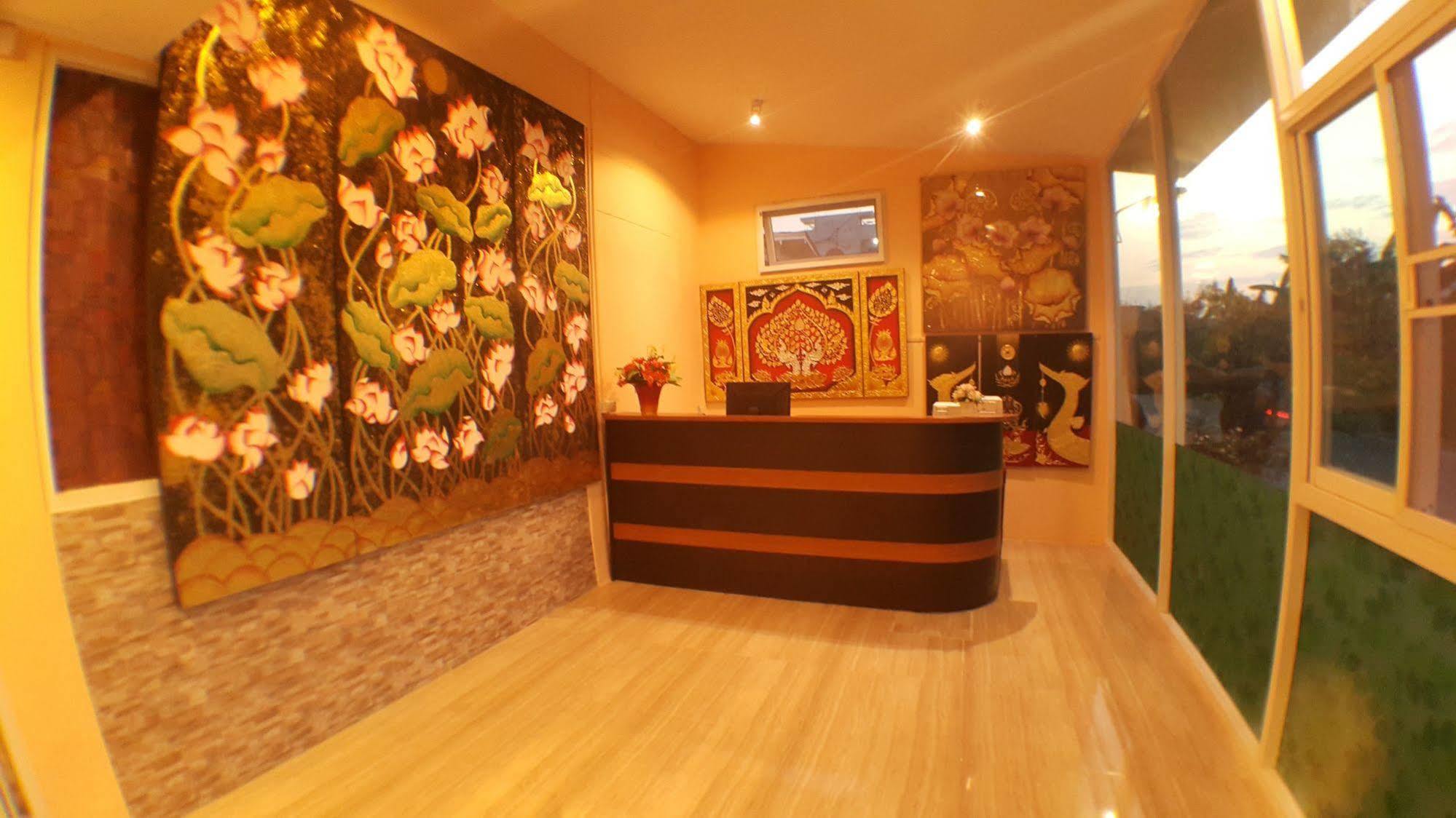 Suansin Art Garden Aparthotel Ban Lat Krachaeng Exterior photo