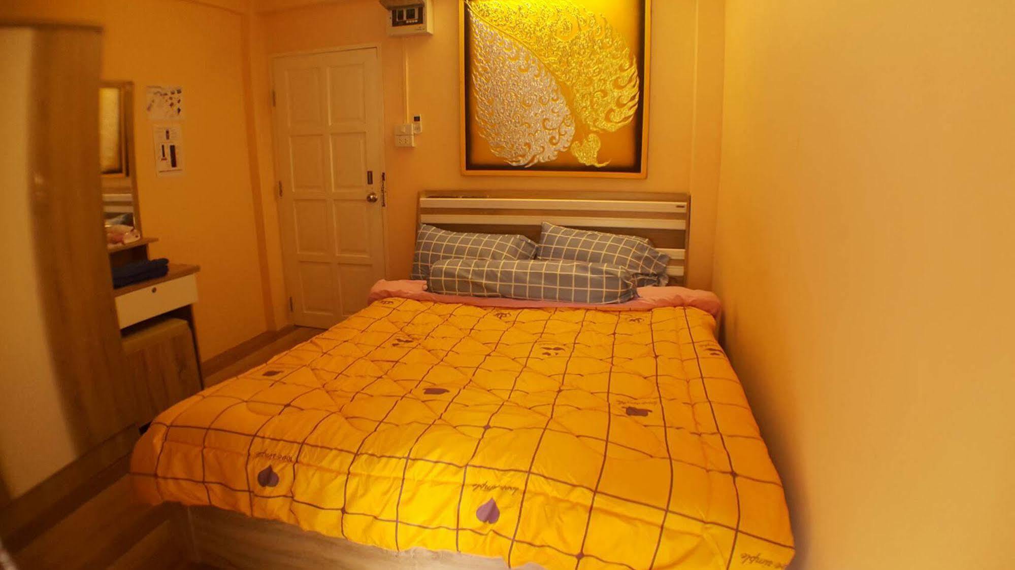 Suansin Art Garden Aparthotel Ban Lat Krachaeng Exterior photo
